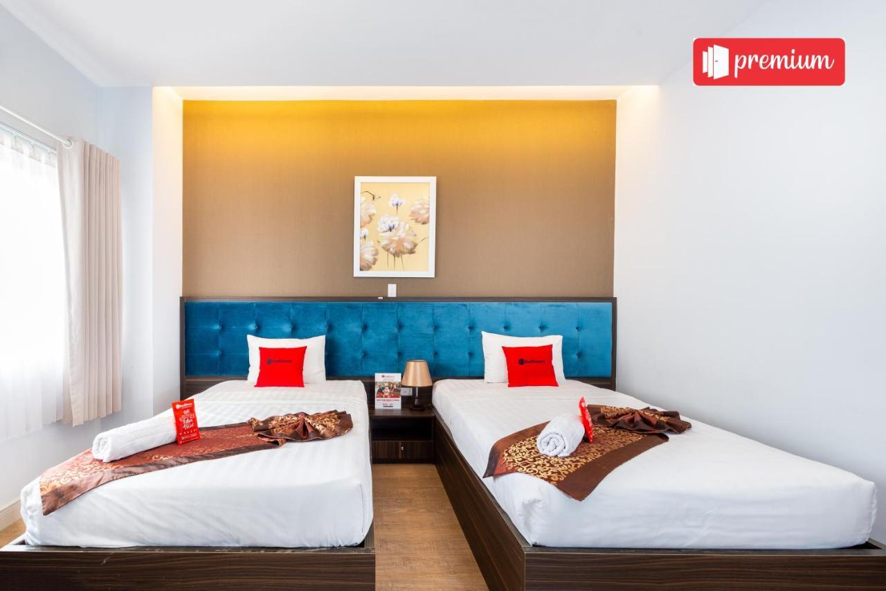 Reddoorz Bamboo Saigon Su Van Hanh Khách sạn
